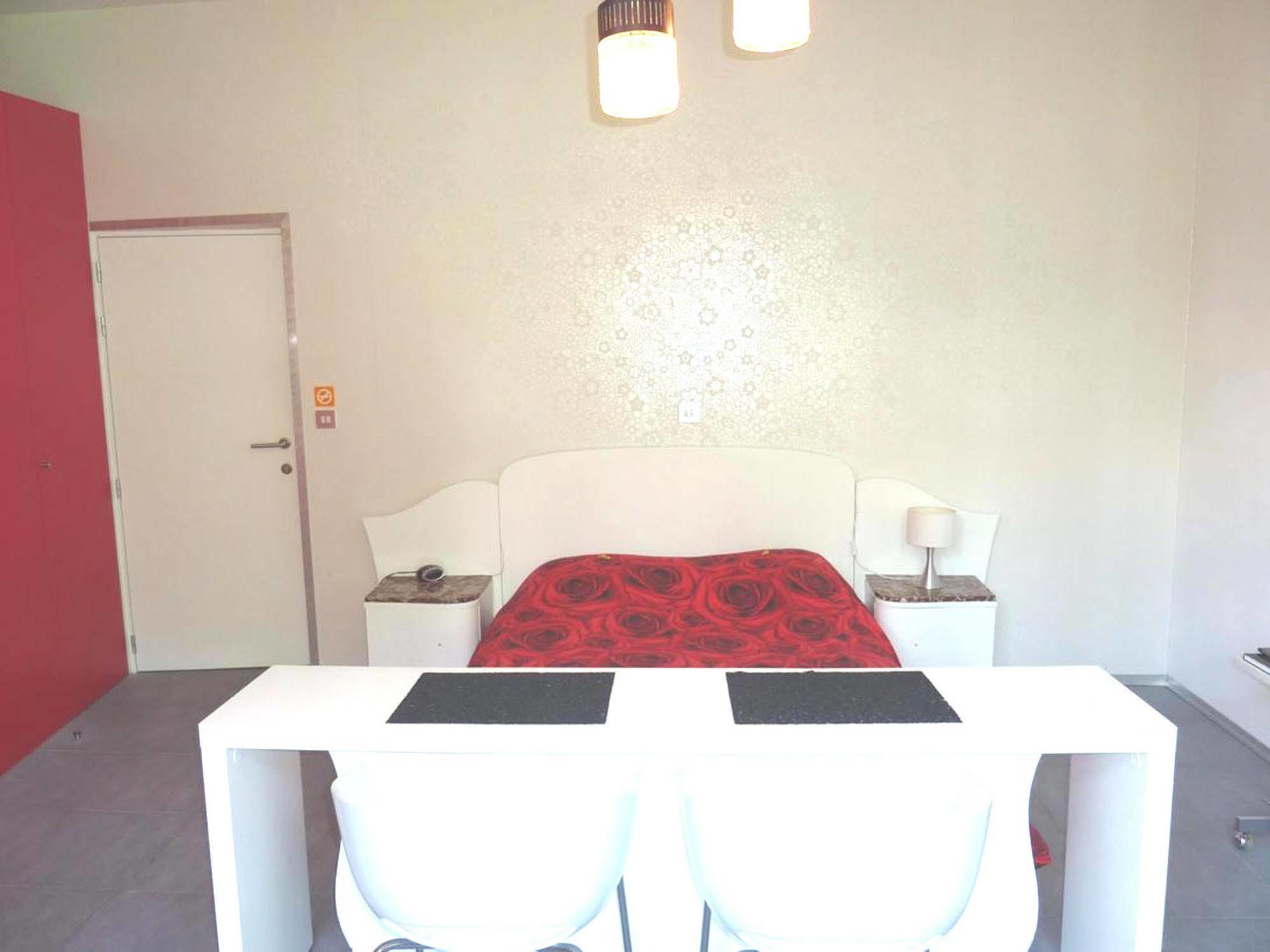 VEGAN, PLANT BASED b&b central Brugge Eksteriør billede