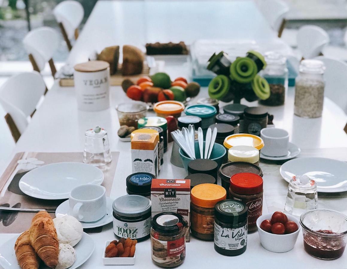 VEGAN, PLANT BASED b&b central Brugge Eksteriør billede